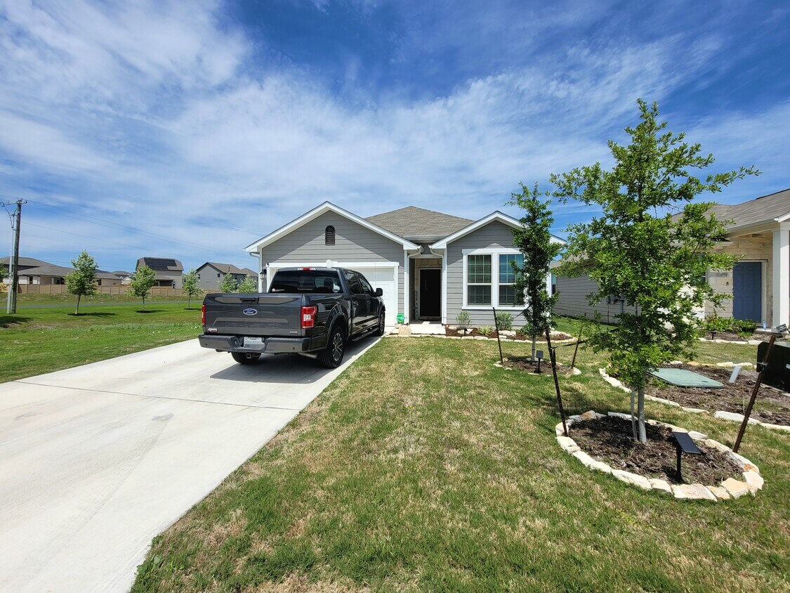 113 El Dorado Rd, Jarrell, TX 76537 House Rental in Jarrell, TX