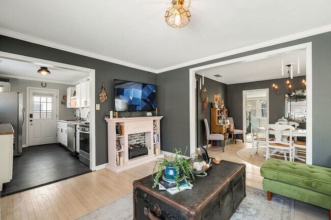 Foto del edificio - 18229 W Big Oaks Rd