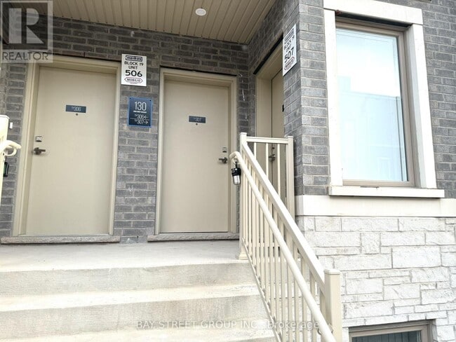 Photo du bâtiment - 130 Honeycrisp Cres