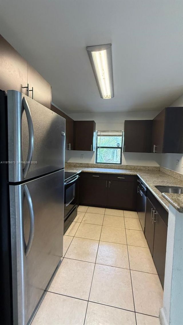 Foto del edificio - 3965 NW 87th Ave