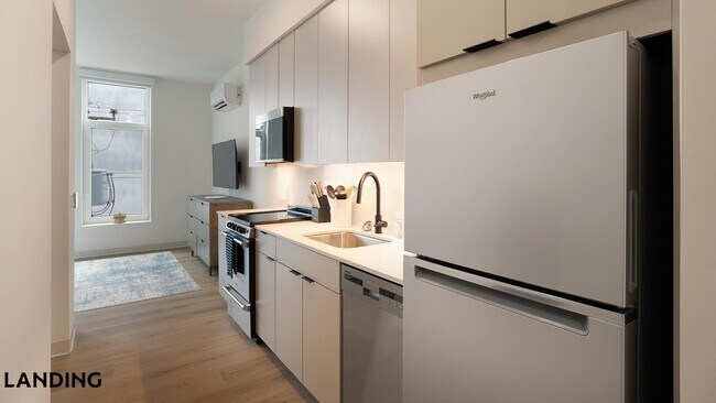 Foto del edificio - 1529 N Fremont St