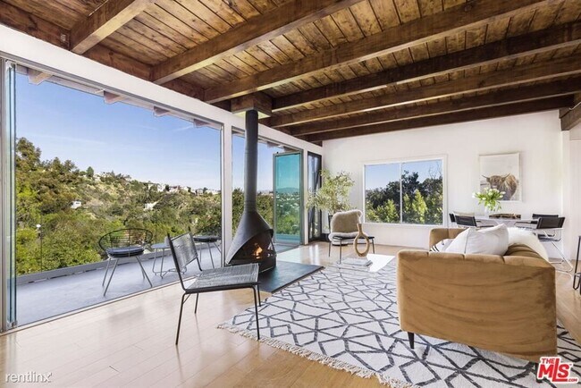 Foto del edificio - 2 br, 2 bath House - 8511 Cole Crest Dr