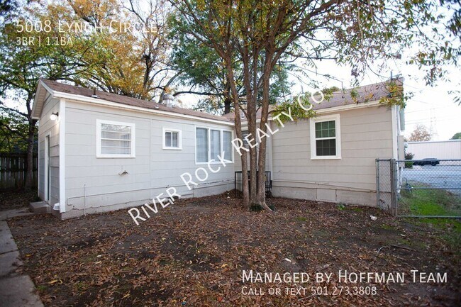 Building Photo - 5008 Lynch Dr