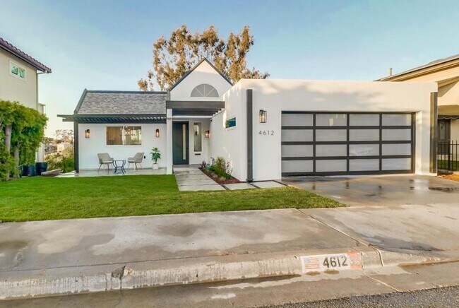 Building Photo - 4612 Janet Pl