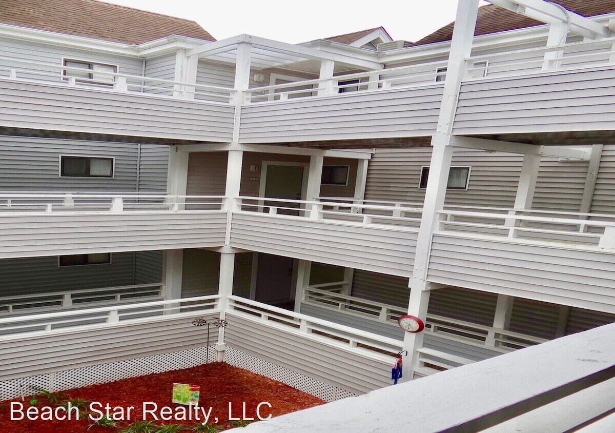 351 Lake Arrowhead Rd, Myrtle Beach, SC 29572 House Rental in Myrtle