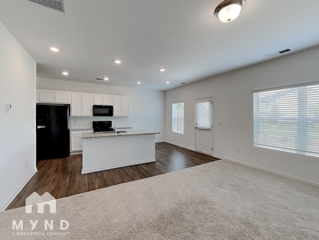 Building Photo - 2989 Ben Park Ln