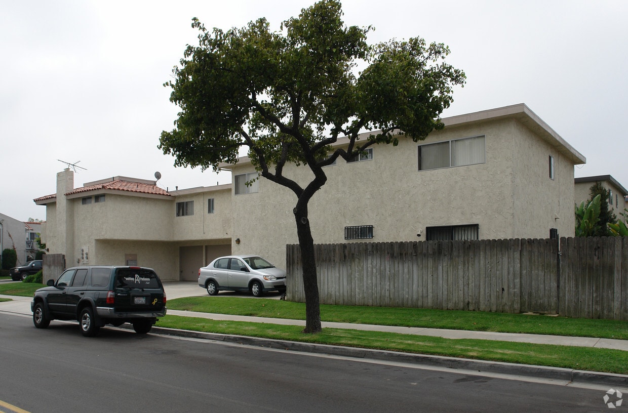 Building Photo - 16741 Blanton St