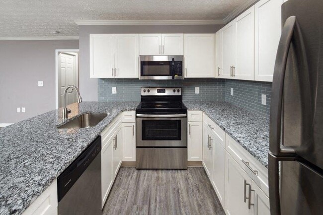 Building Photo - Midland Falls Apartments