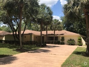 Building Photo - 87 Oak Village Blvd