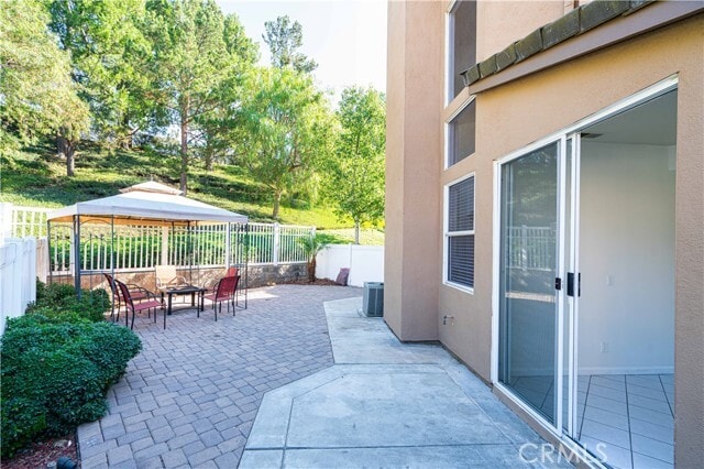 Building Photo - 1004 S Country Glen Way