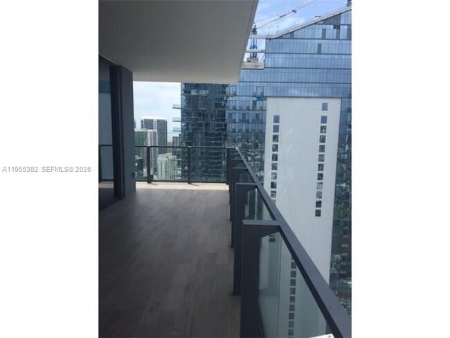 Foto del edificio - 68 SE 6th St