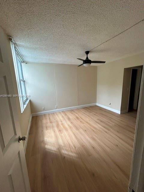 Building Photo - 9461 Evergreen Pl
