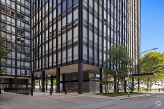 Building Photo - 860 N Lake Shore Dr