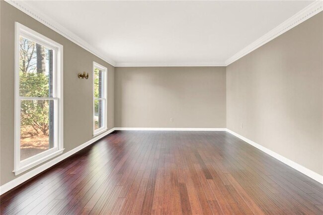 Foto del edificio - 3761 Ridge Rd SE