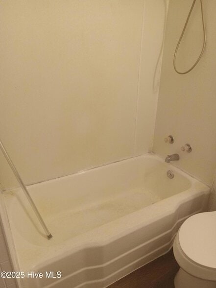 Foto del edificio - 321 Charlotte St