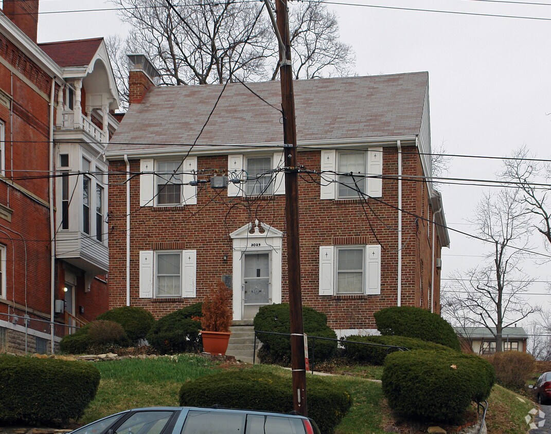 Building Photo - 3029 Gilbert Ave
