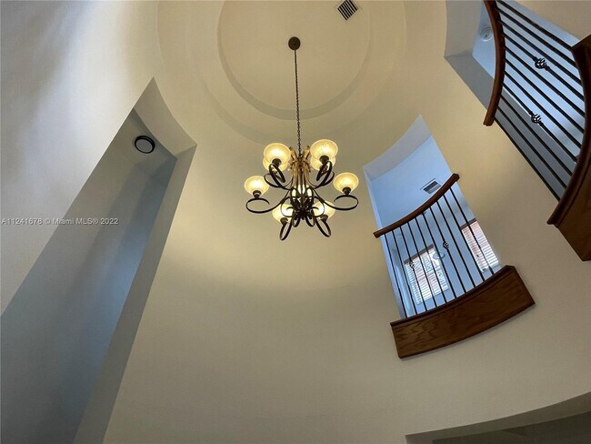 Foto del edificio - 15530 SW 26th Terr   Miami Fl 33185