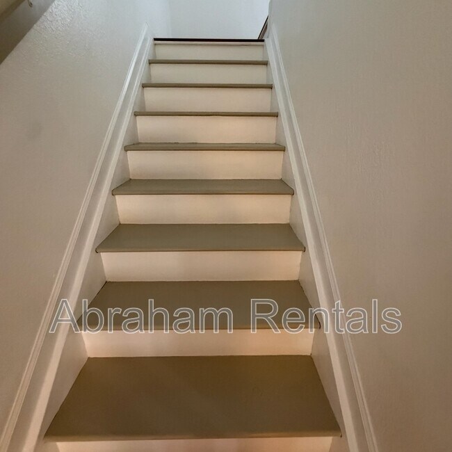 Foto del edificio - 5004 Hawkstone Dr