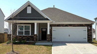 Building Photo - 130 Fenwick Dr