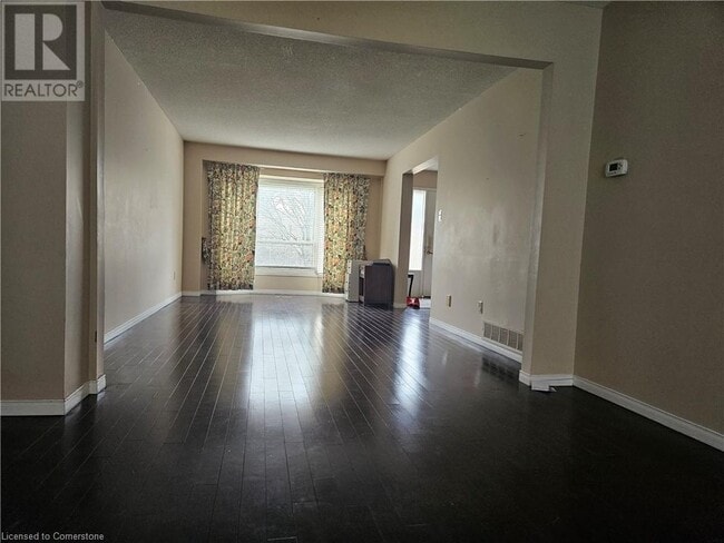 Building Photo - 1409 Heritage Way