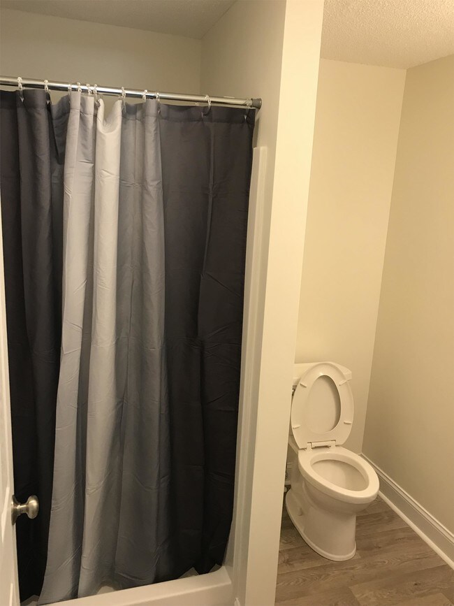 Foto del edificio - 602 S Powell Ave