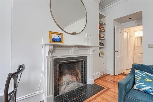 Building Photo - 240 Marlborough St
