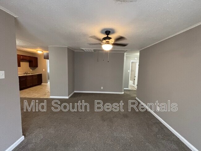 Building Photo - 4712 W 16th St