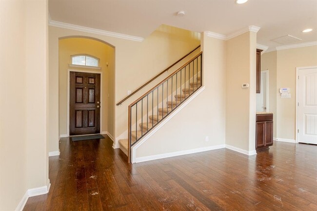 Foto del edificio - 13400 Briarwick Dr