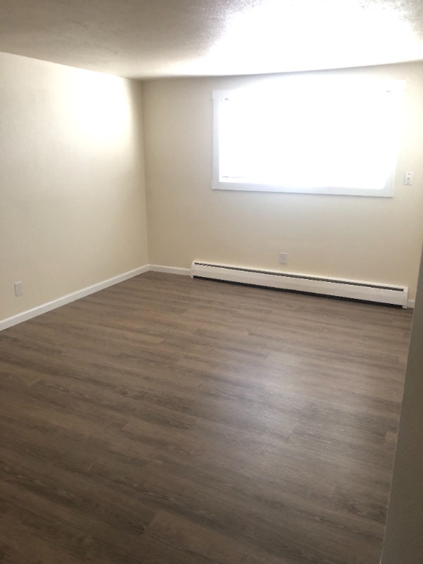 Building Photo - 1026 17th Ave