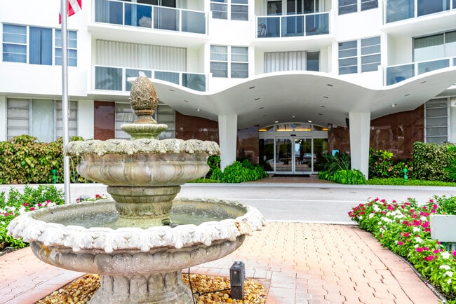 Foto del edificio - 2800 N Flagler Dr