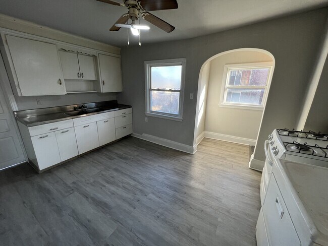 Foto del edificio - 2222-2224 7th Ave-MC