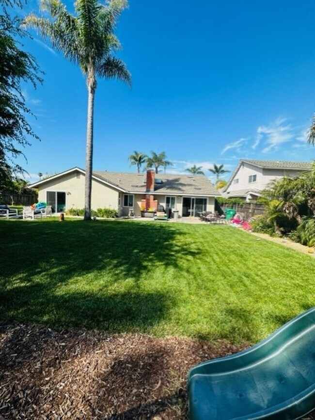 Building Photo - Updated home in Goleta!