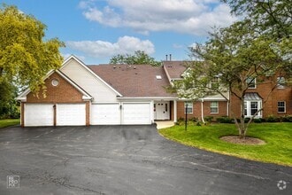 Building Photo - 2814 Meadow Ln