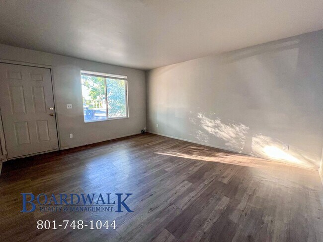 Foto del edificio - 3129 S Broadway St