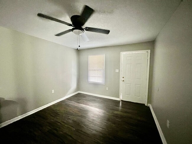 Building Photo - 209 Morningside Dr