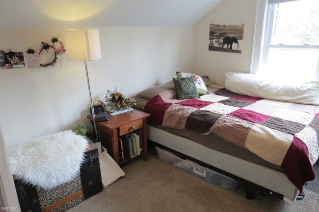 Foto del edificio - 104 Fair St