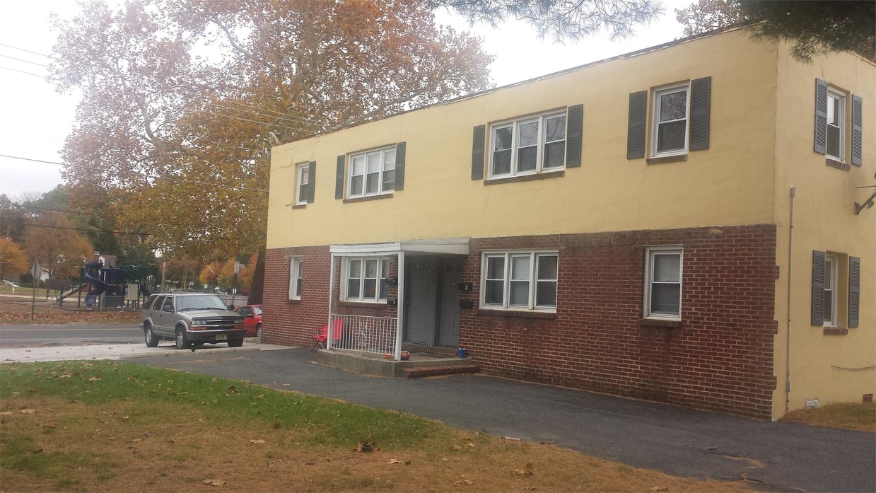 Primary Photo - 635 Stone Rd