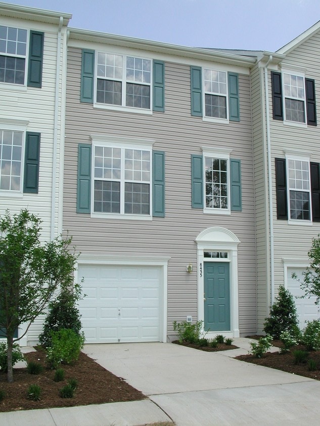 8435 Byers Dr, Alexandria, VA 22309 Townhome Rentals in Alexandria VA