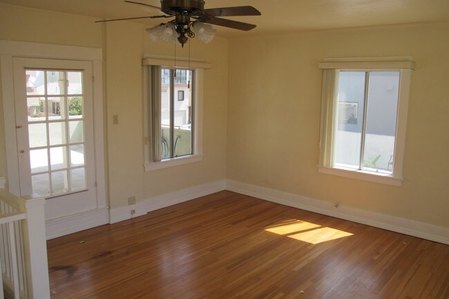 Building Photo - 837 Monterey Blvd