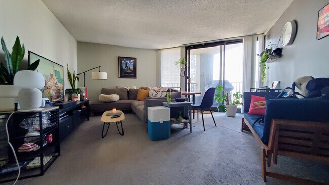 Foto del edificio - 5320 N Sheridan Rd