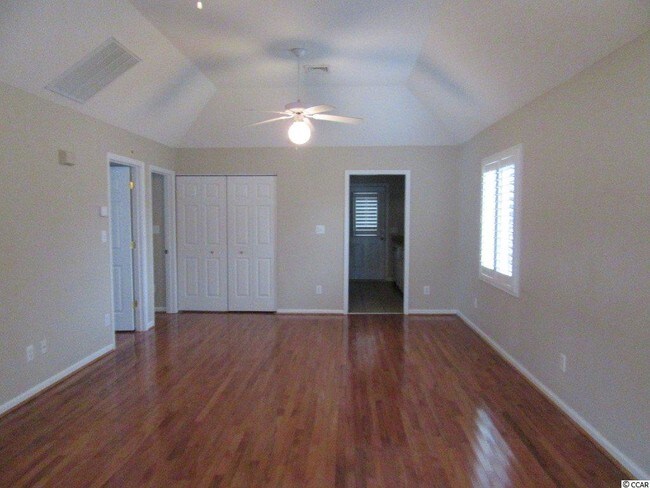 Foto del edificio - 937 Tiffany Ln