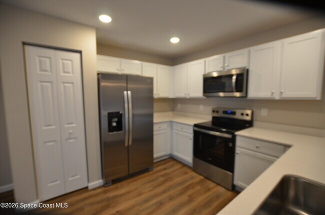 Foto del edificio - 350 Dolphin St SE