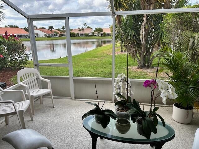 Primary Photo - 6123 Floral Lakes Dr