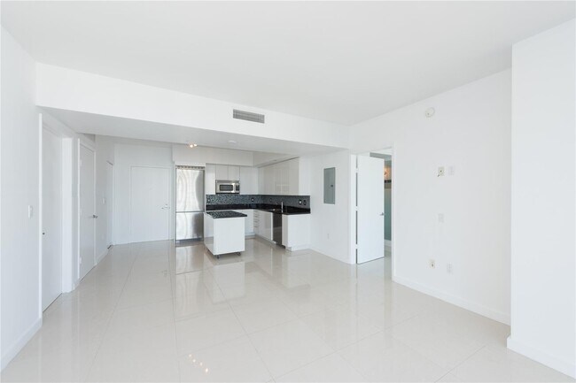 Foto del edificio - 92 SW 3rd St