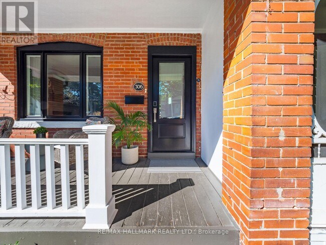 Building Photo - 306 Lee Ave