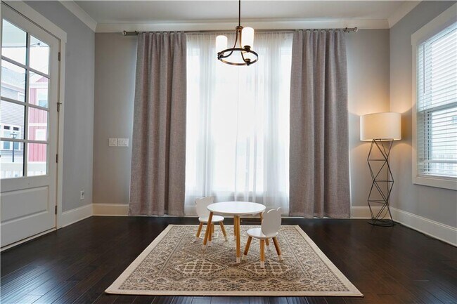 Foto del edificio - 6030 Richwood Cir