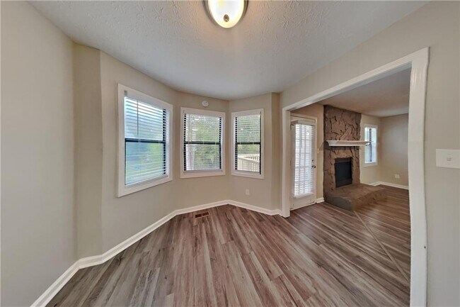 Foto del edificio - 4730 Spring Gate Dr