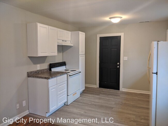 Building Photo - 2 br, 1 bath House - 3002 5th Ave