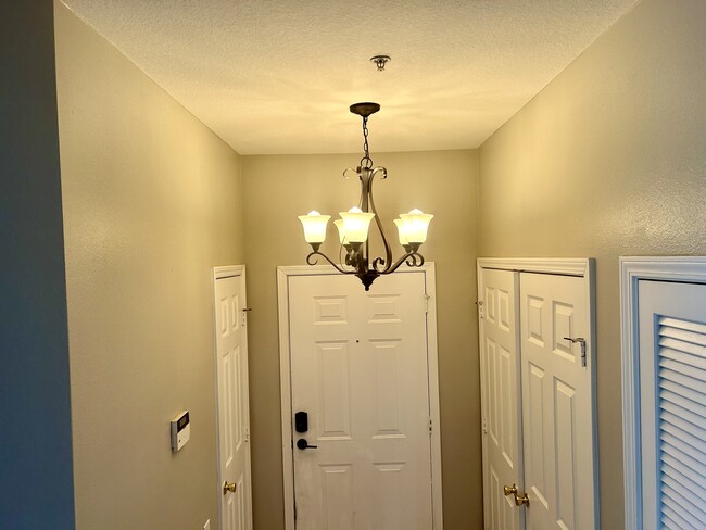 Building Photo - 7990 Baymeadows Rd E
