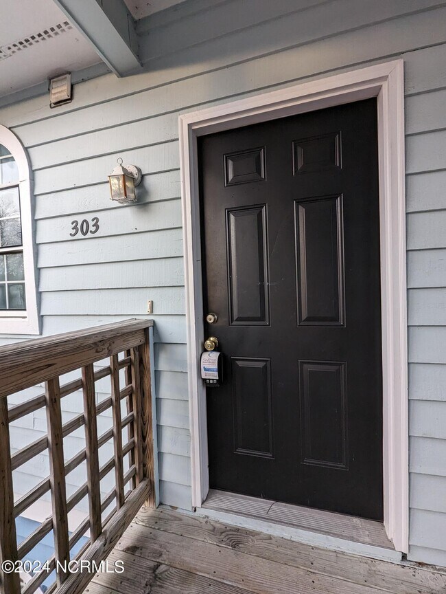 Foto del edificio - 4230 Wilshire Blvd